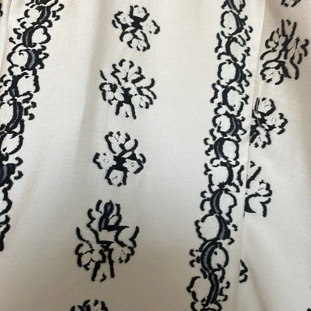 Layla Embroidered Silk-Blend Blouse - Picture 5 of 8